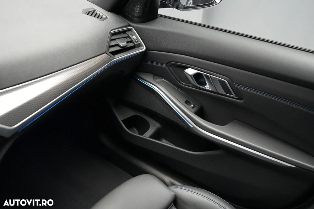 BMW M3 M340i xDrive AT MHEV - 27