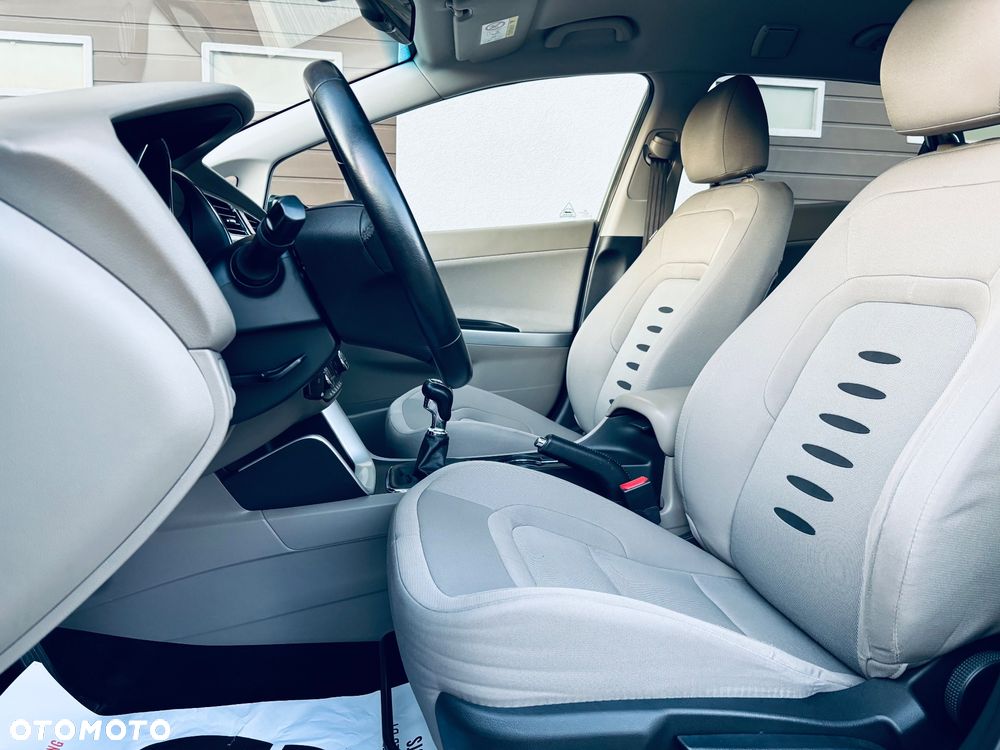 Kia Ceed 1.6 GDI Business Line - 15