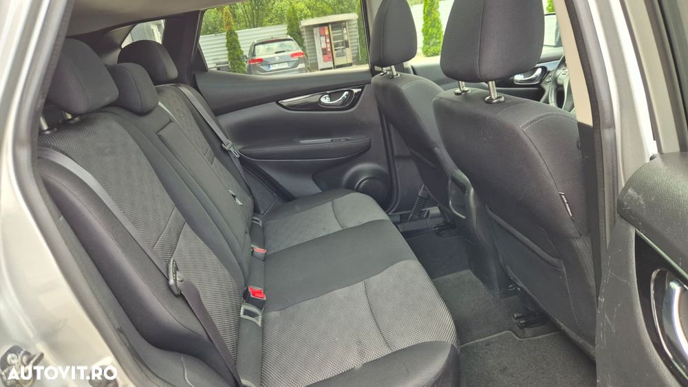 Nissan Qashqai 1.5 DCI Start/Stop N-Connecta - 19
