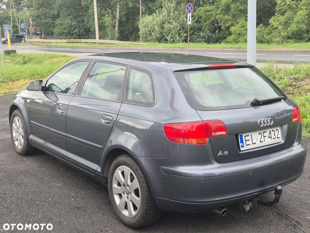 Audi A3 Sportback - 4