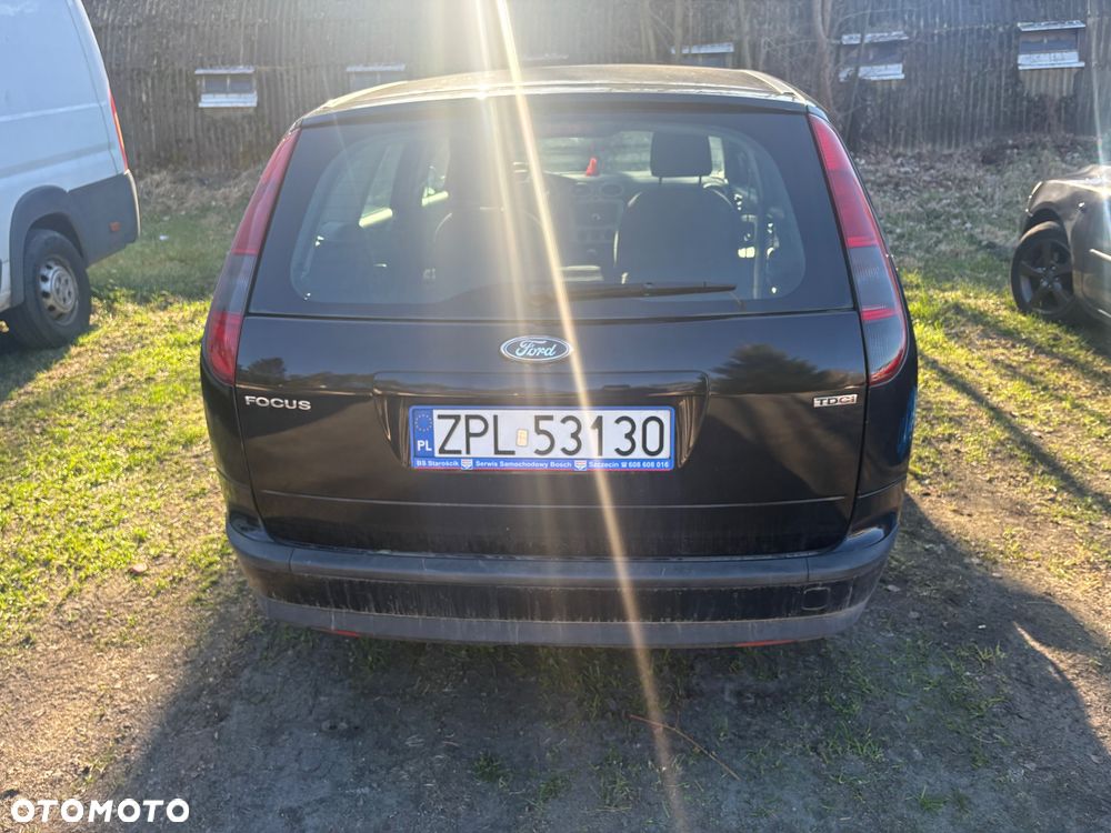Ford Focus 1.6 TDCi Ambiente - 4