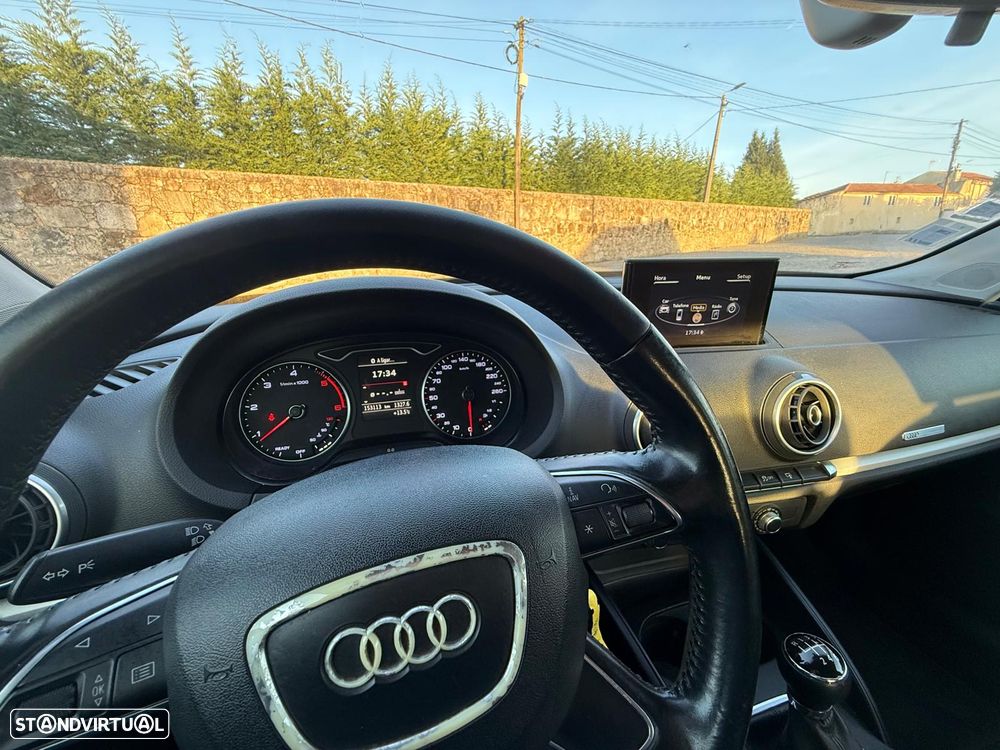 Audi A3 Sportback 1.6 TDI Attraction - 11