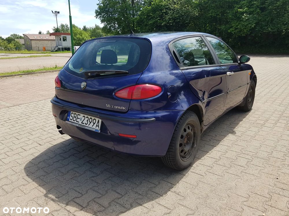 Alfa Romeo 147 1.6 Twin Spark Distinctive - 5