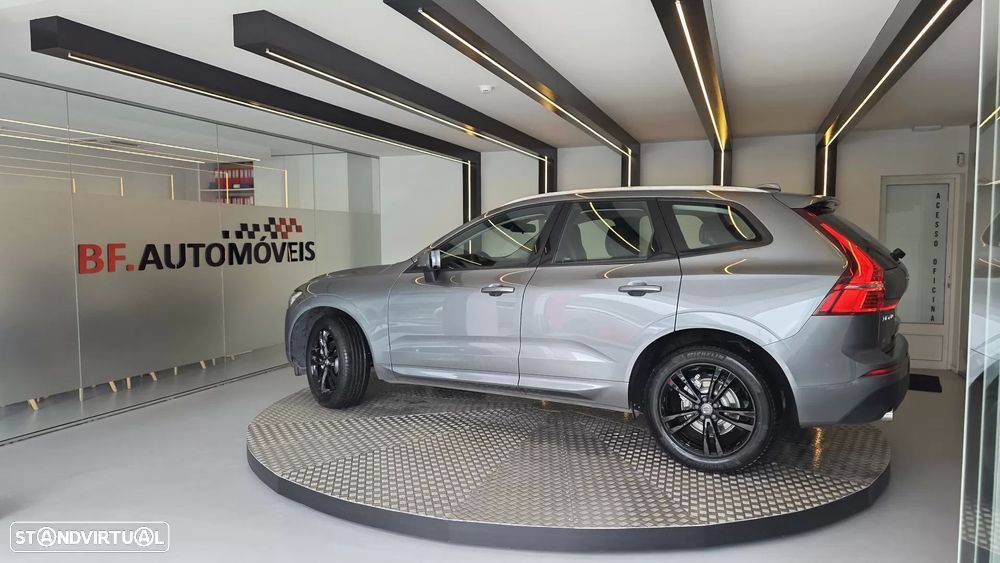 Volvo XC 60 2.0 D4 Momentum Plus Geartronic - 16