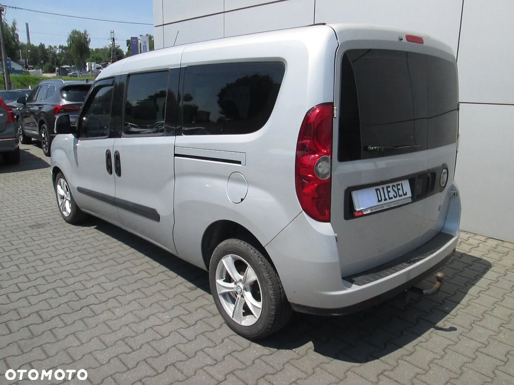 Fiat Doblo - 11