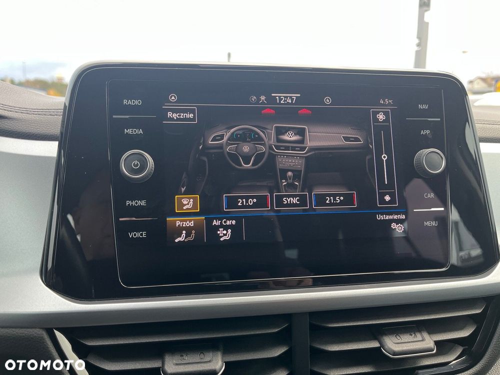 Volkswagen T-Roc - 34