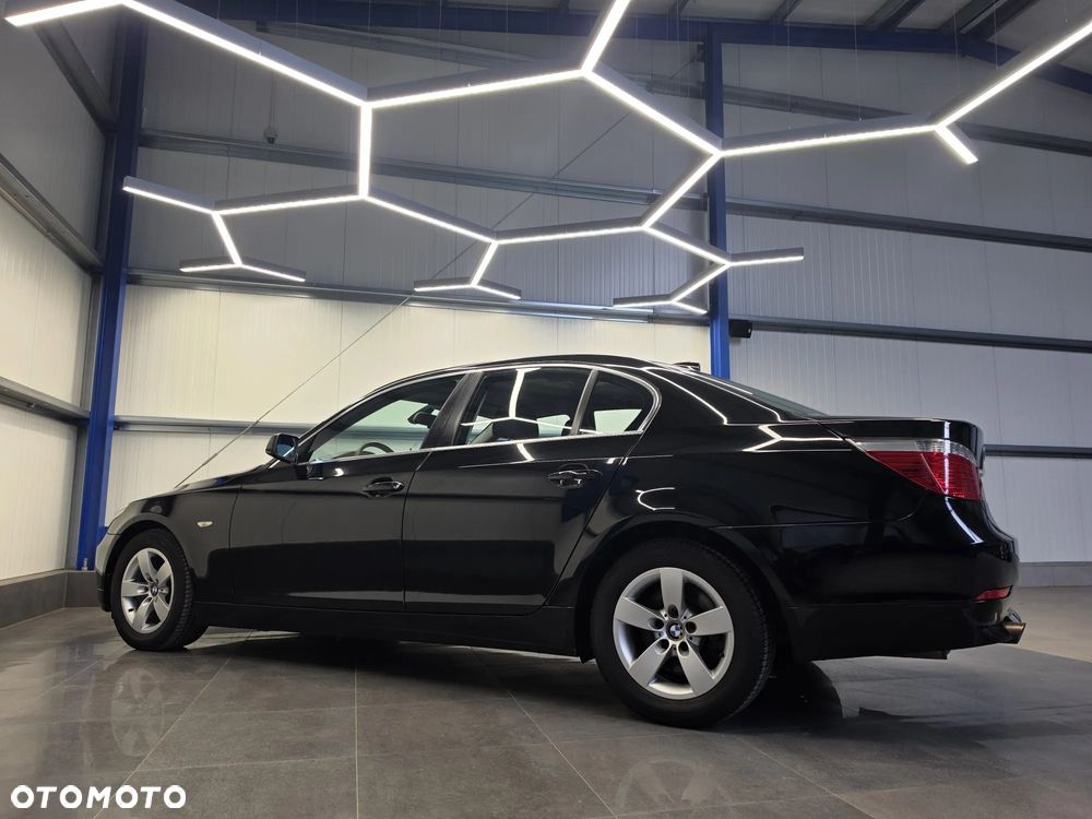 BMW Seria 5 520d Special Edition - 15