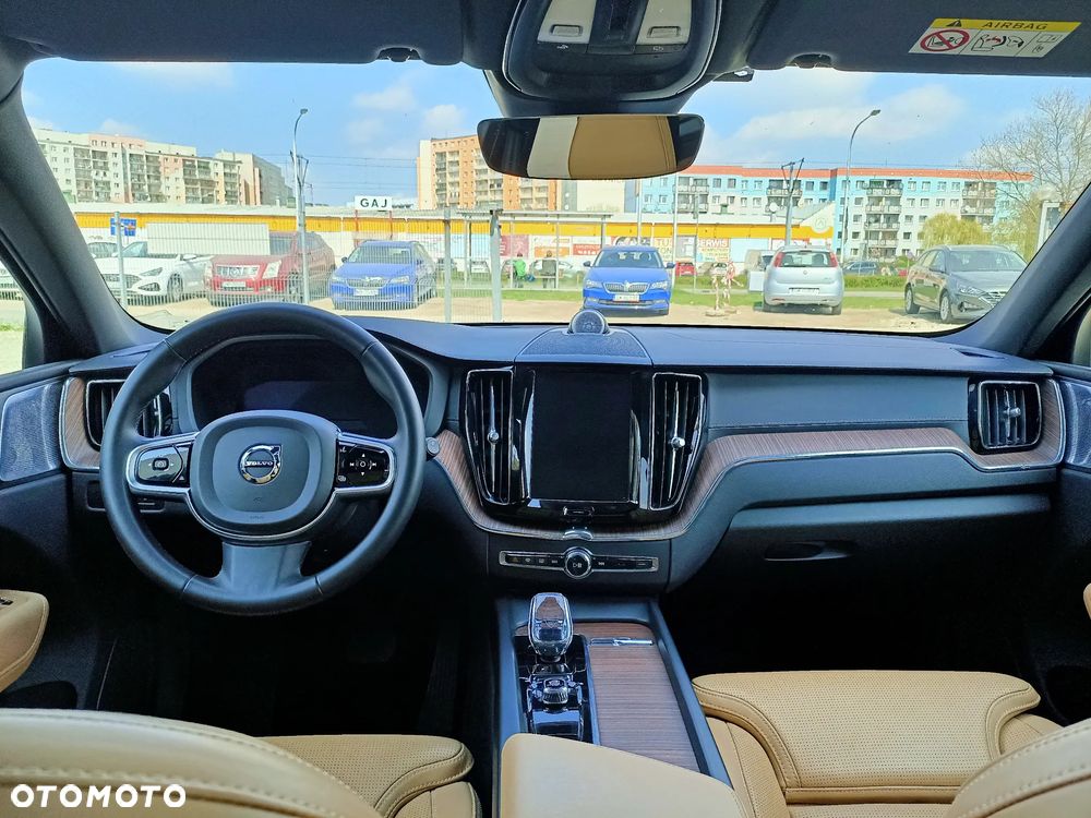 Volvo XC 60 T8 Plug-In Hybrid AWD Ultimate Bright - 14