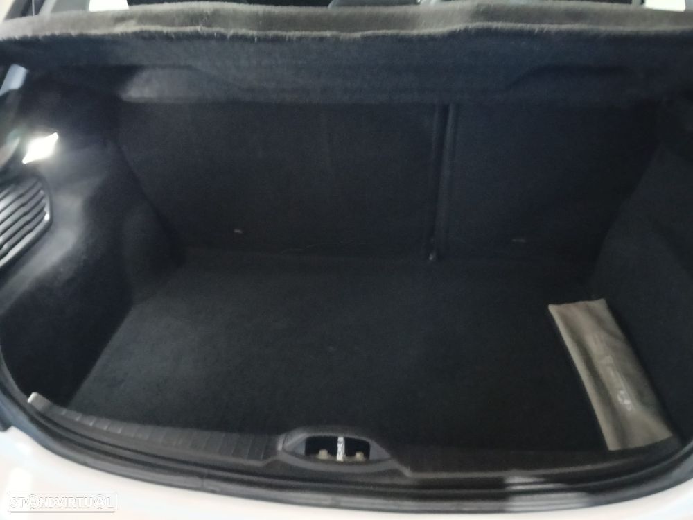 Peugeot 208 HDi 68 Access - 6