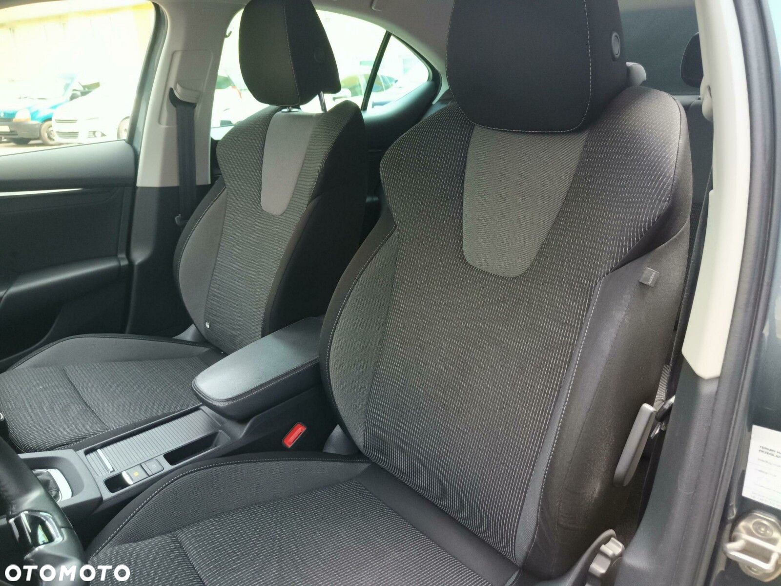 Skoda Octavia 1.5 TSI ACT Ambition - 11