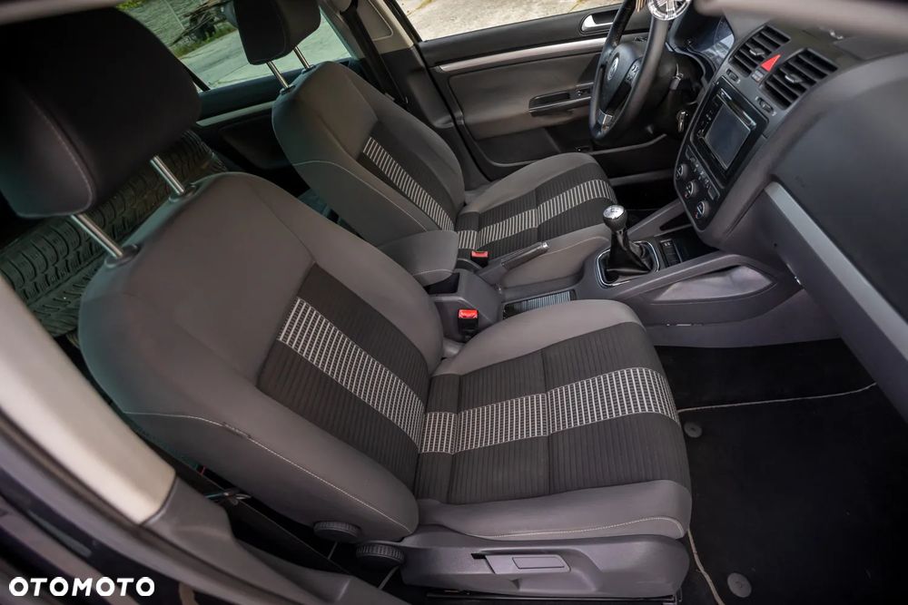 Volkswagen Golf 1.9 TDI United - 23