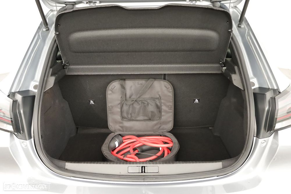 Peugeot e-208 51 kWh Allure - 24