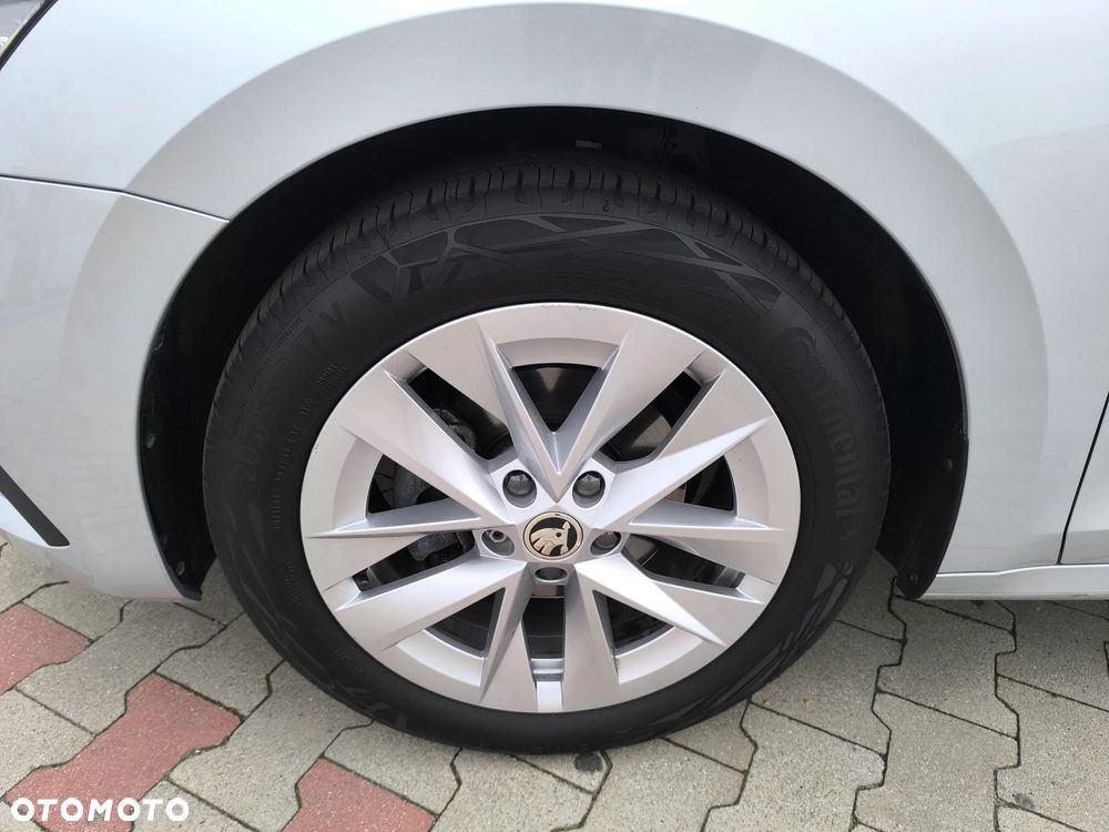 Skoda Octavia 1.5 TSI ACT Ambition - 11