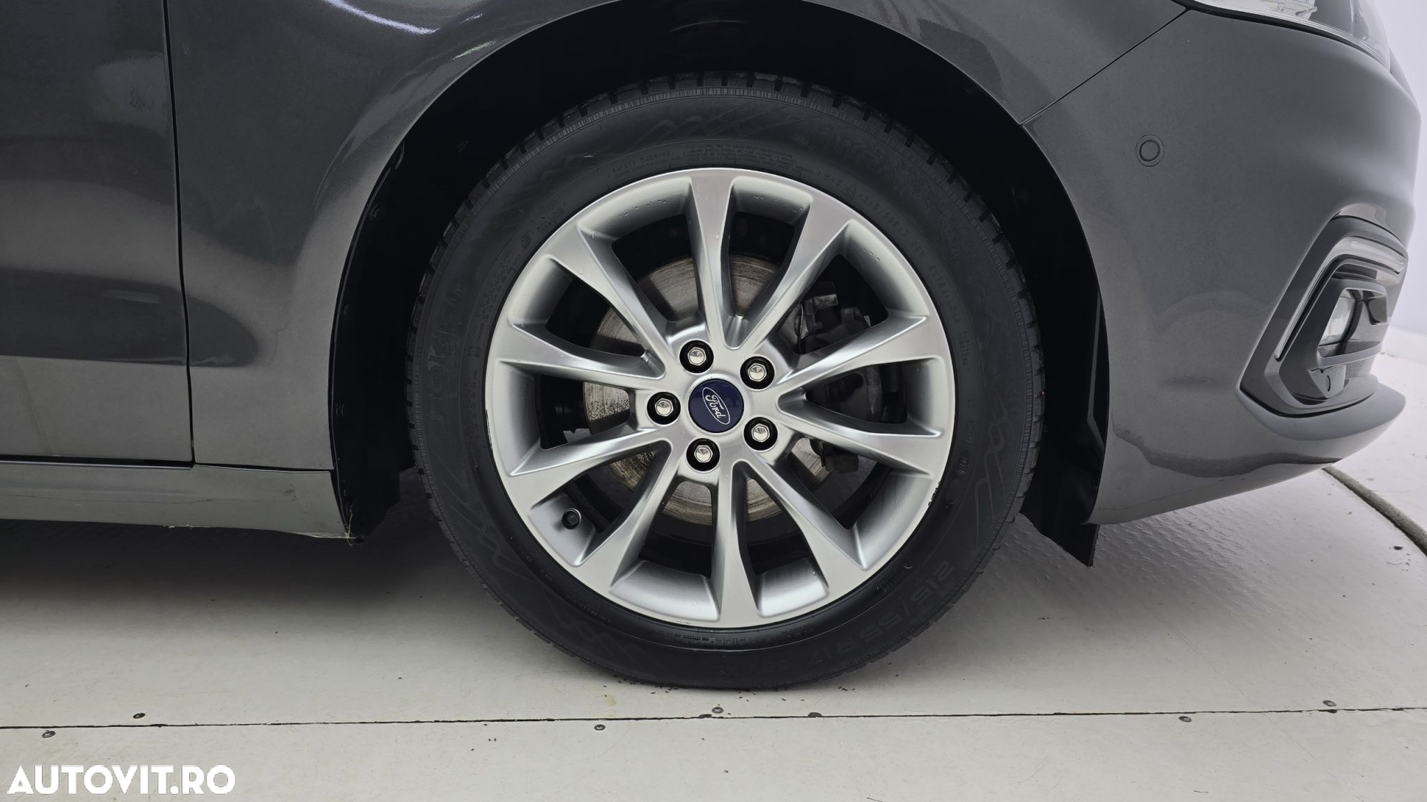 Ford Mondeo - 23