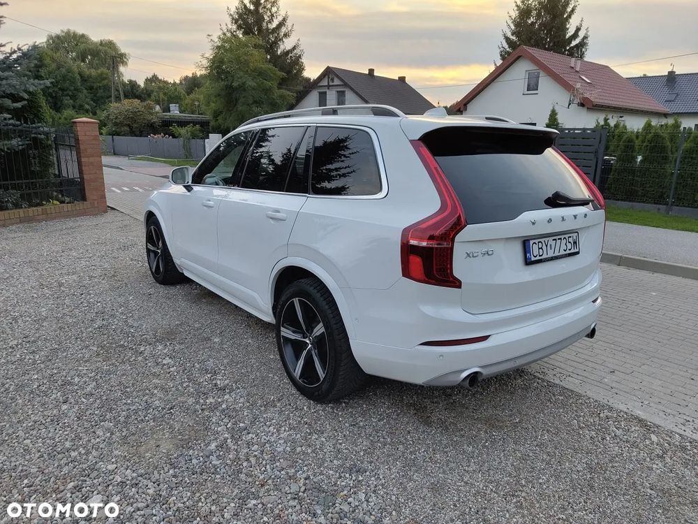 Volvo XC 90 - 23