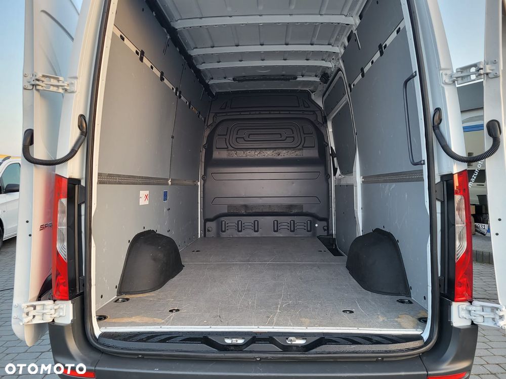 Mercedes-Benz SPRINTER 907 317 CDI-L2 H2 - 19800 KM-ŁADNY-HAK 3500 KG - 18