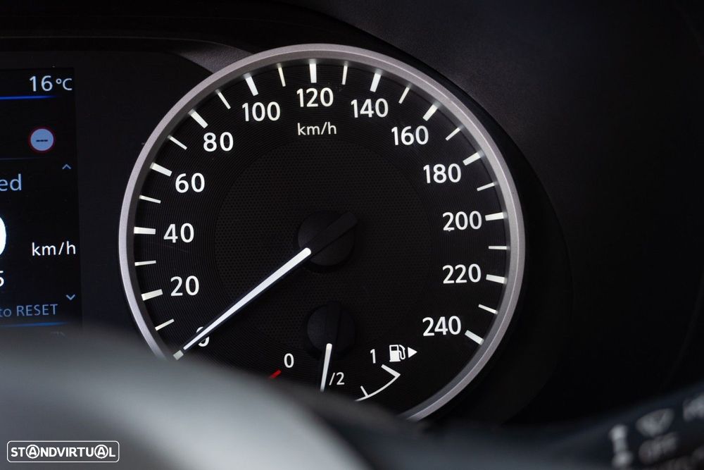 Nissan Juke 1.0 DIG-T Acenta DCT - 15