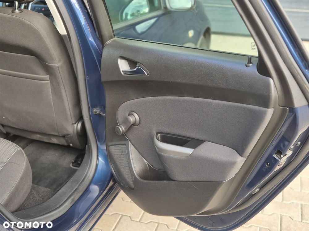 Opel Astra 1.6 Design Edition - 16