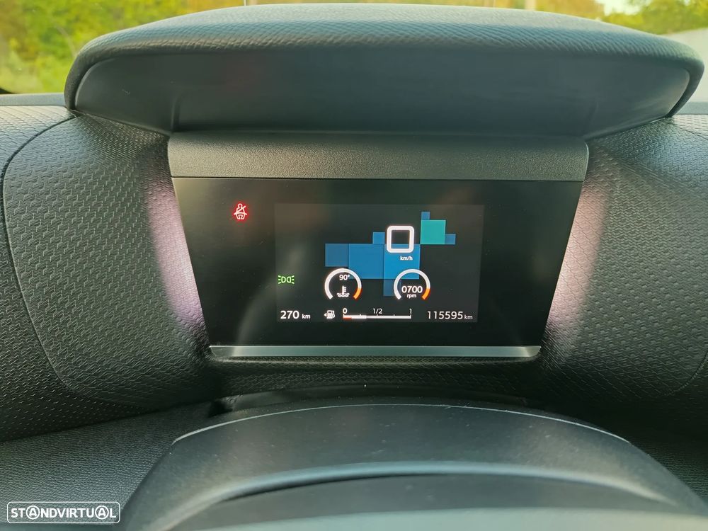 Citroën C4 PureTech 130 Stop&Start SHINE - 19