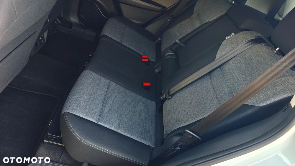 Nissan X-Trail 1.5 VC-T MHEV Acenta 2WD Xtronic 7os - 23