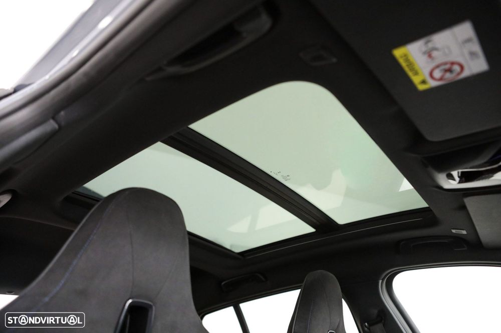 BMW 118 d Pack Desportivo M Pro - 35