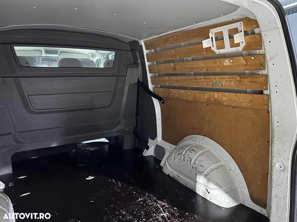 Volkswagen Transporter Mixt - 18