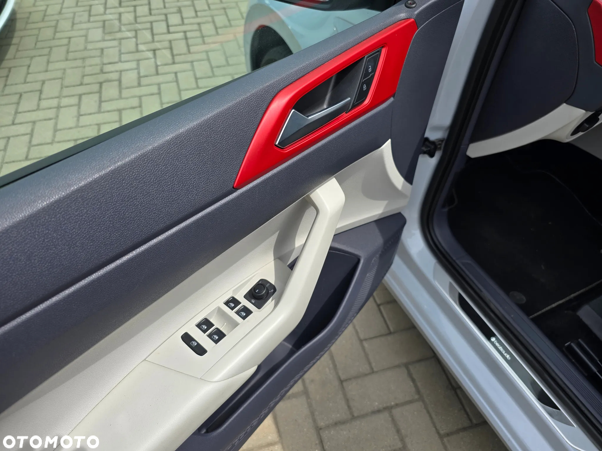 Volkswagen Polo - 24