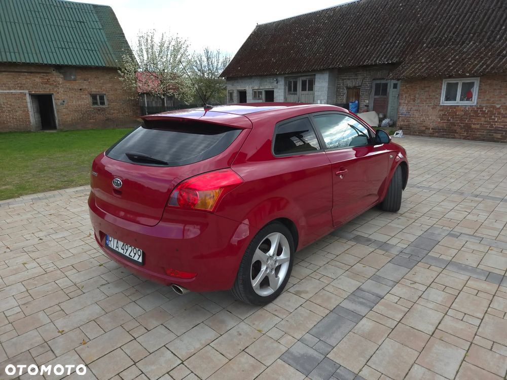 Kia Ceed 2.0 CVVT EX - 3