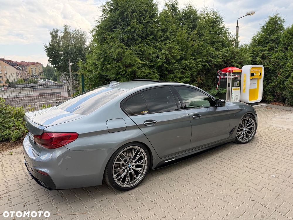 BMW Seria 5 520d M Sport - 15