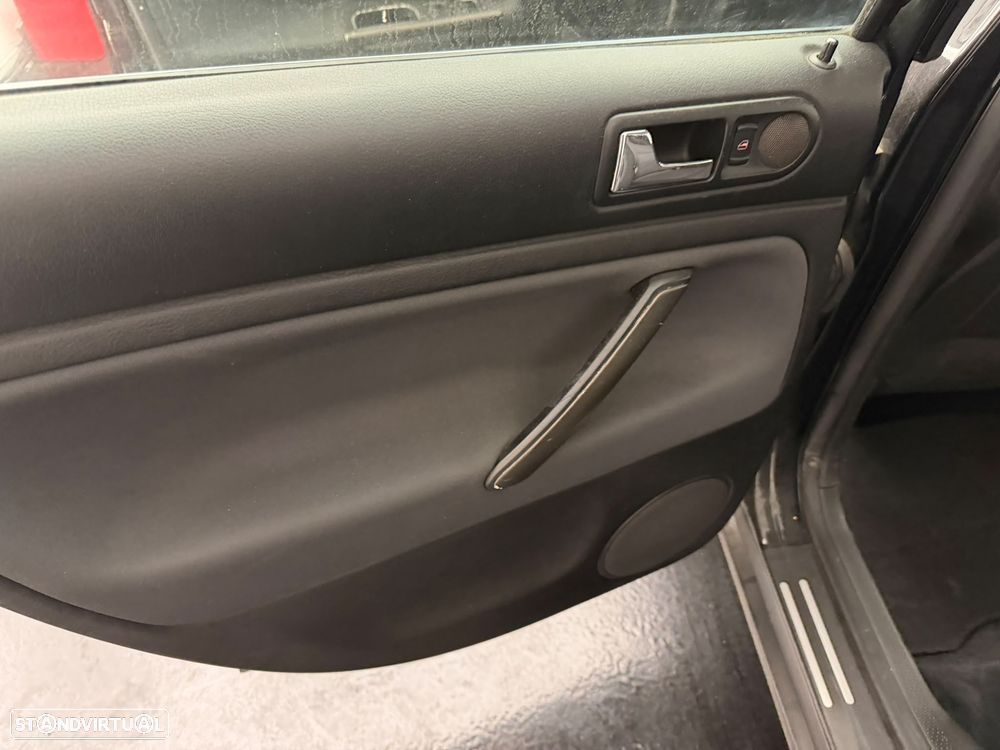 VW Passat Variant 1.9 TDi - 11