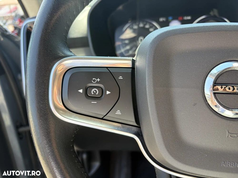Volvo XC 40 - 21