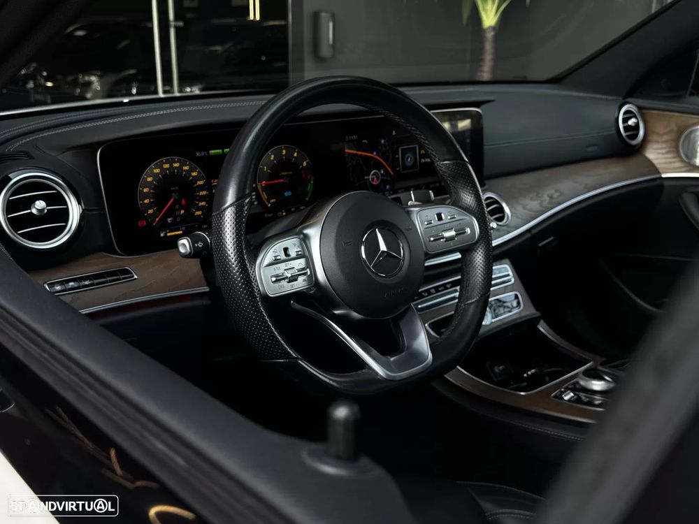 Mercedes-Benz E 300 - 19