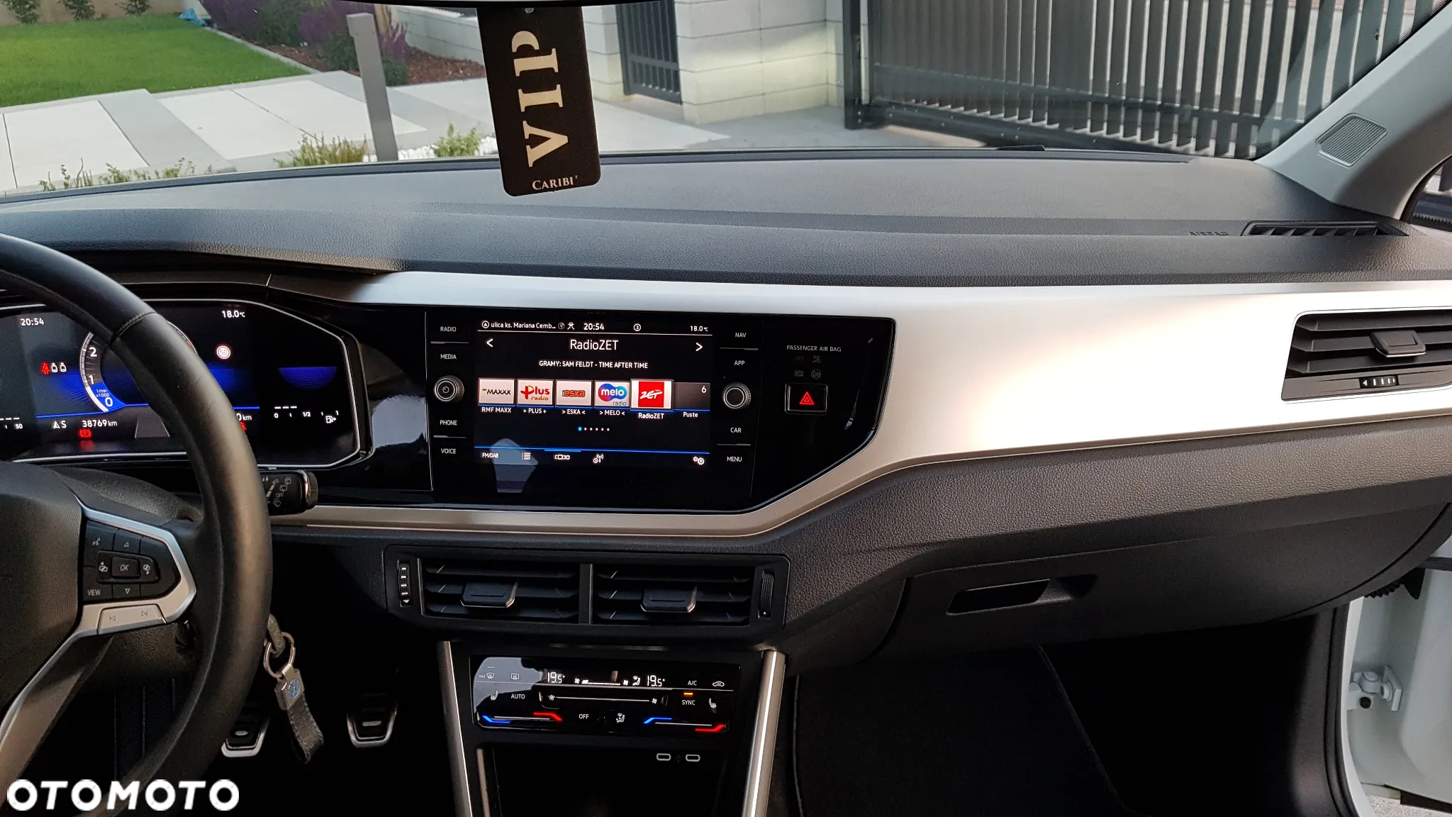 Volkswagen Polo 1.0 MPI Special Edition - 23