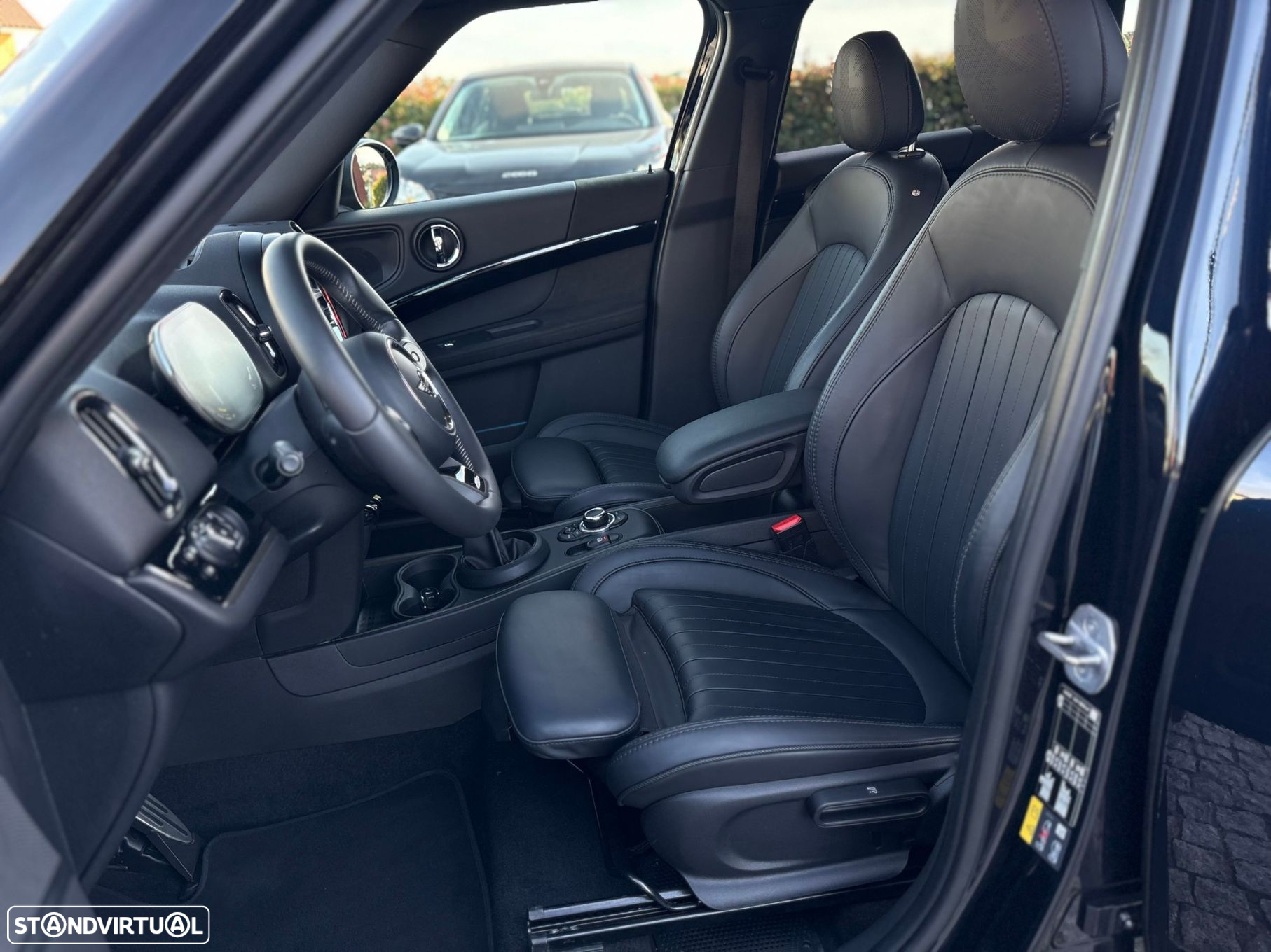 MINI Countryman Cooper SE ALL4 JCW Auto - 16