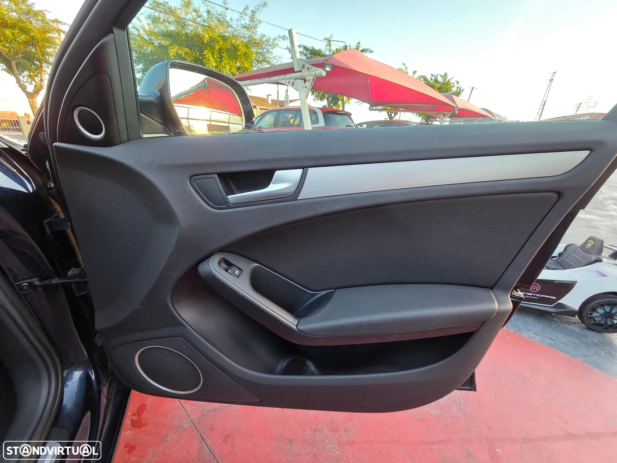 Audi A4 Avant 2.0 TDI exclusive - 10