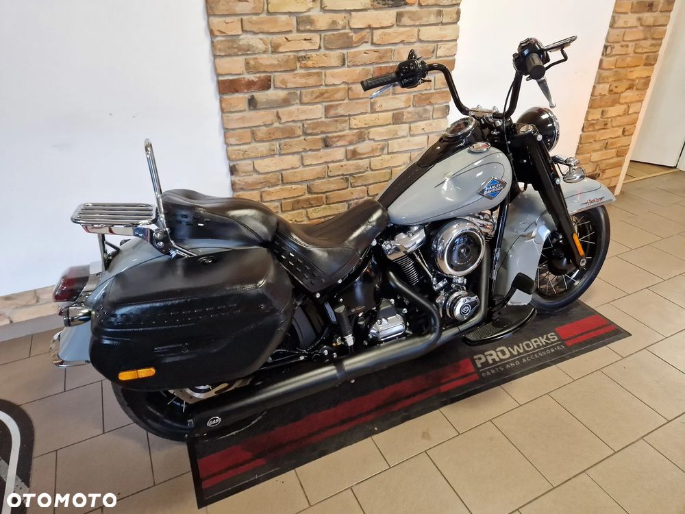 Harley-Davidson Softail Heritage Classic - 2