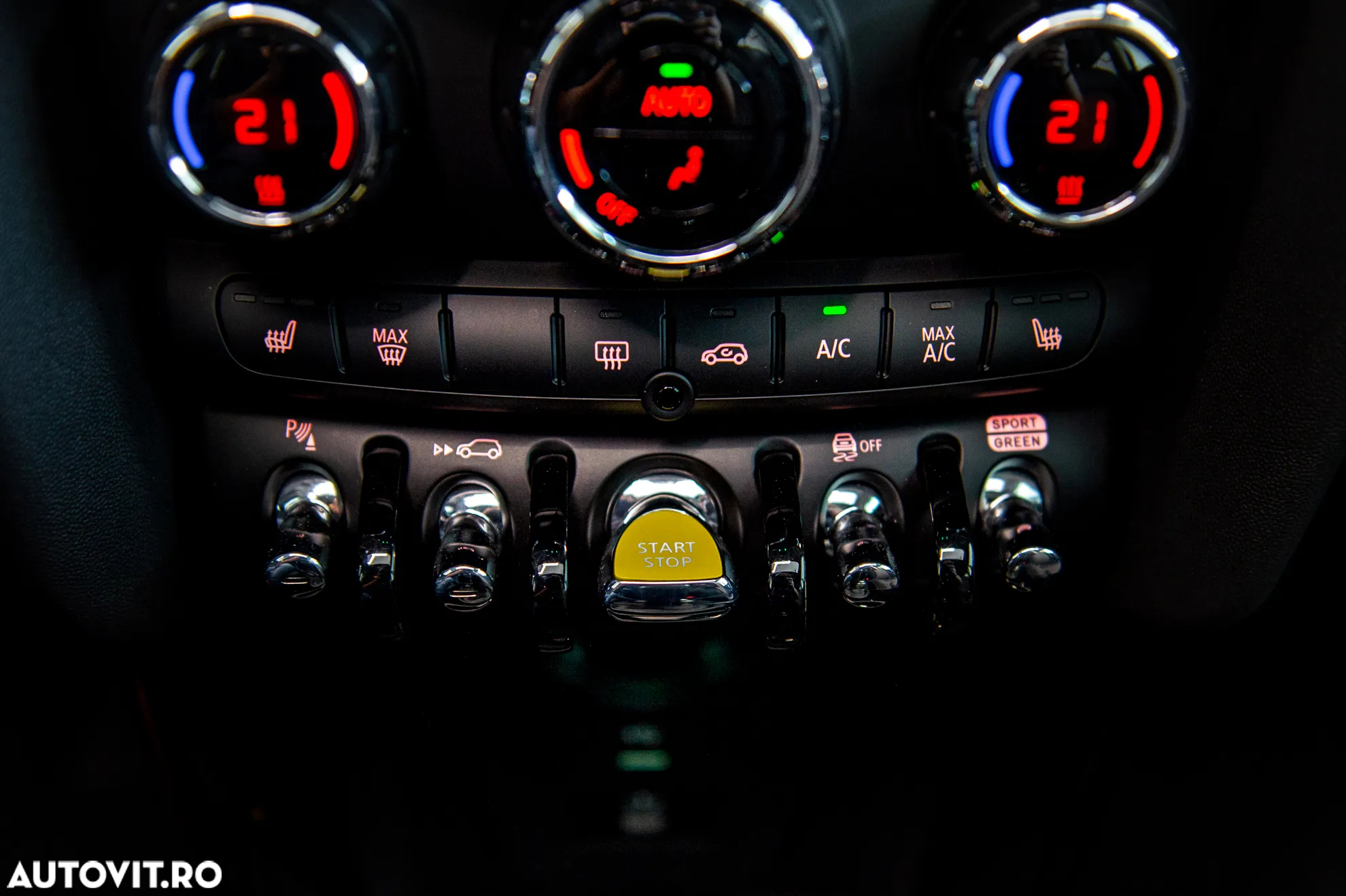 Mini Cooper SE Standard - 24