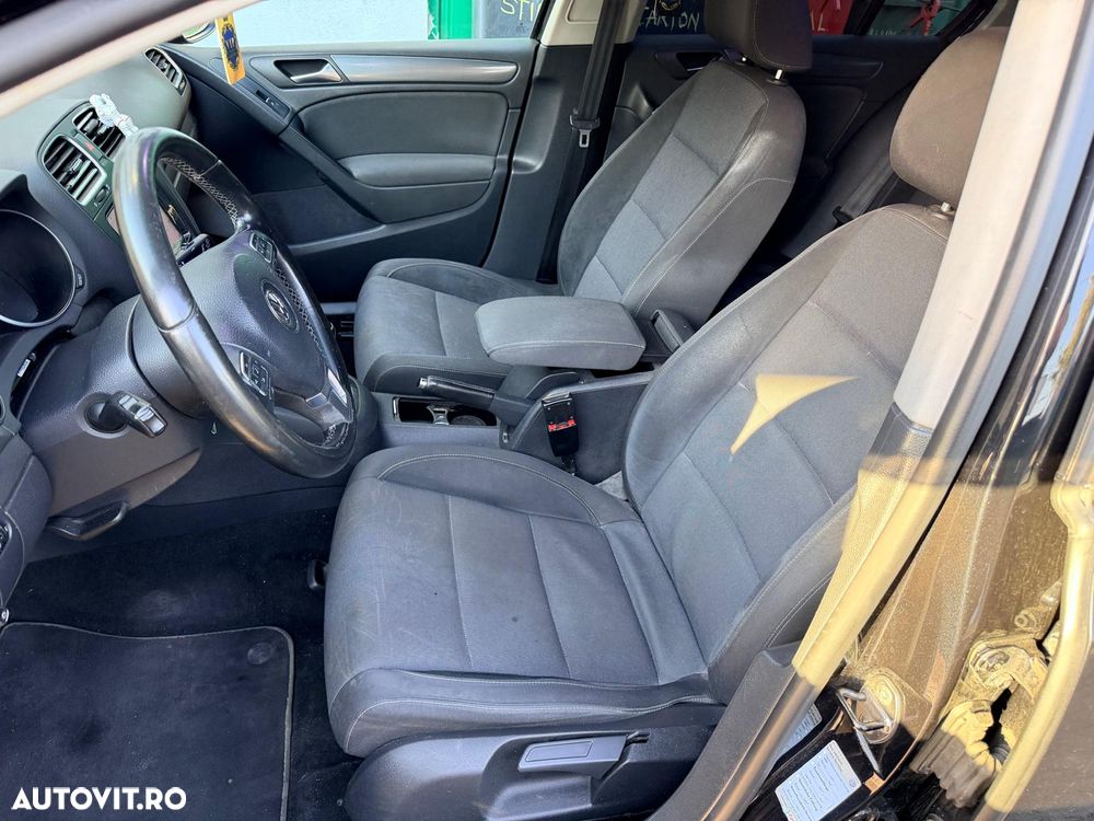 VOLKSWAGEN Golf 2012 — imagine 6