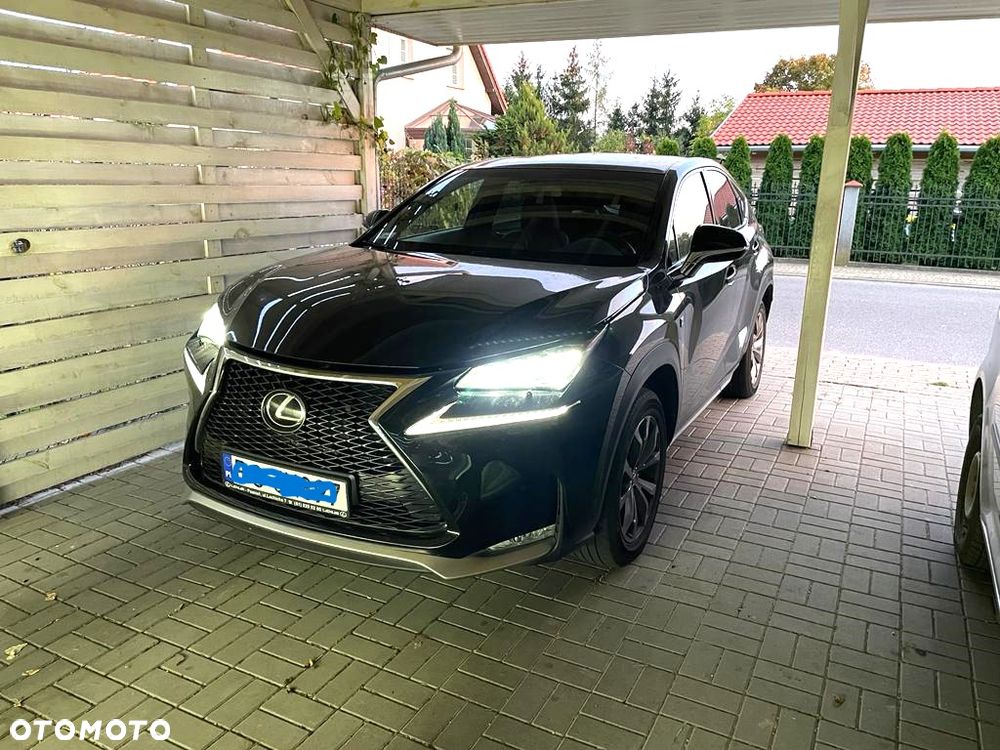 Lexus NX 200t F Sport AWD - 4