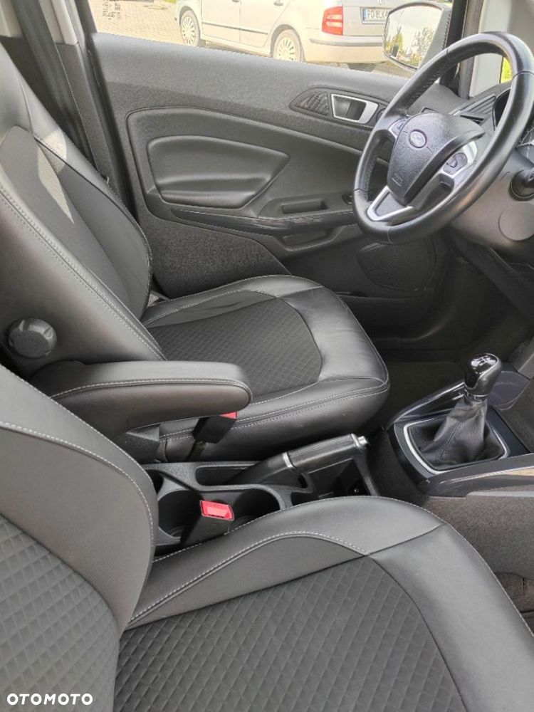 Ford EcoSport - 17