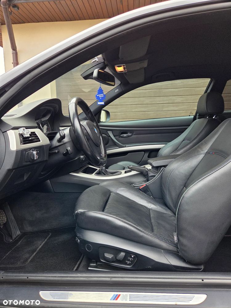 BMW Seria 3 320d DPF - 16