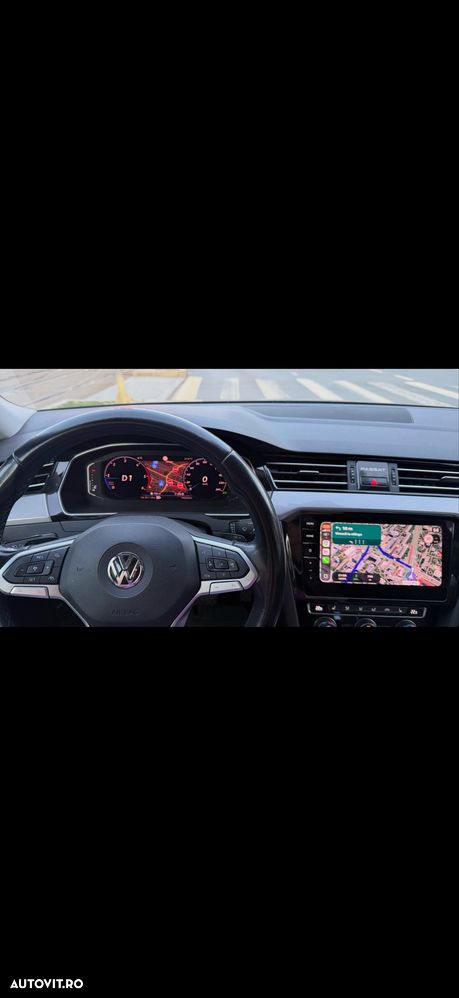 Volkswagen Passat 2.0 TDI SCR DSG Conceptline - 1