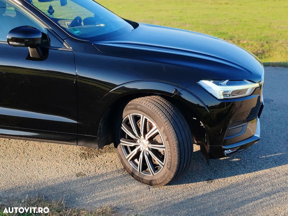 Volvo XC 60 D5 AWD Geartronic Momentum - 10