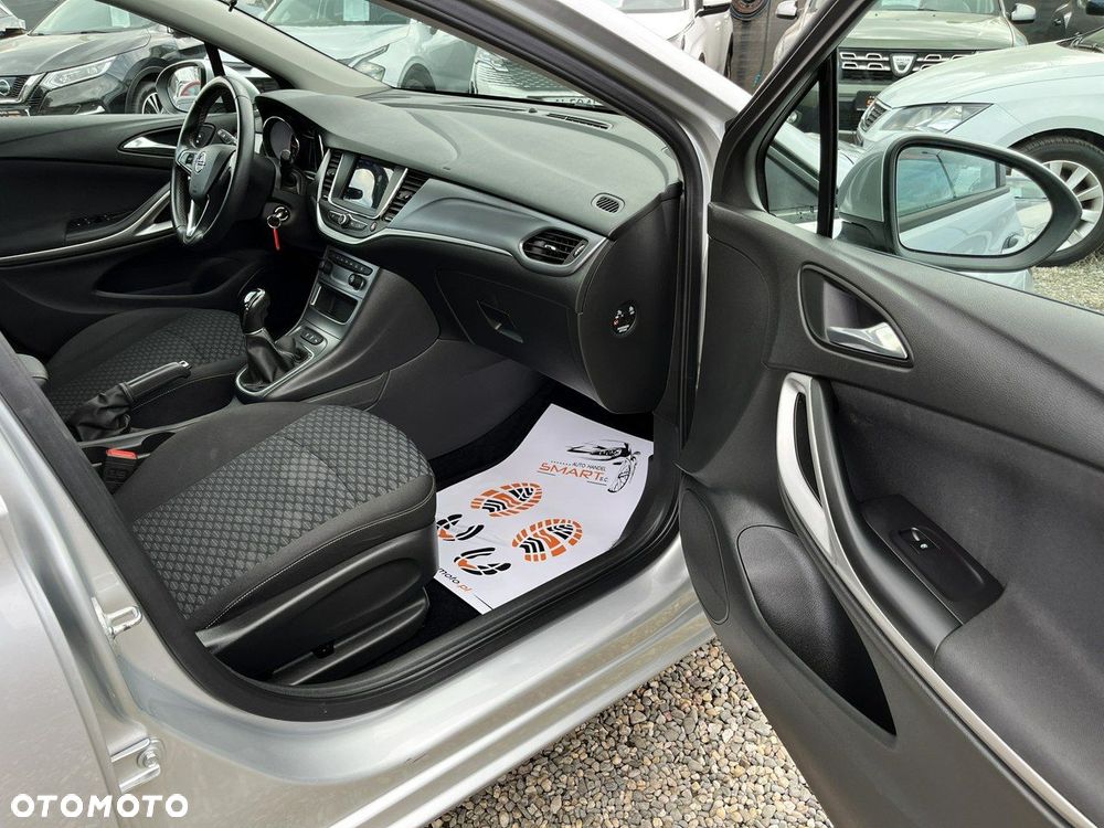Opel Astra - 8