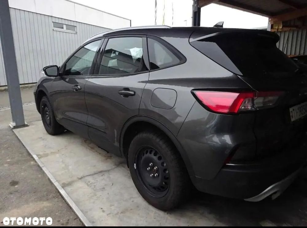 Ford Kuga - 2