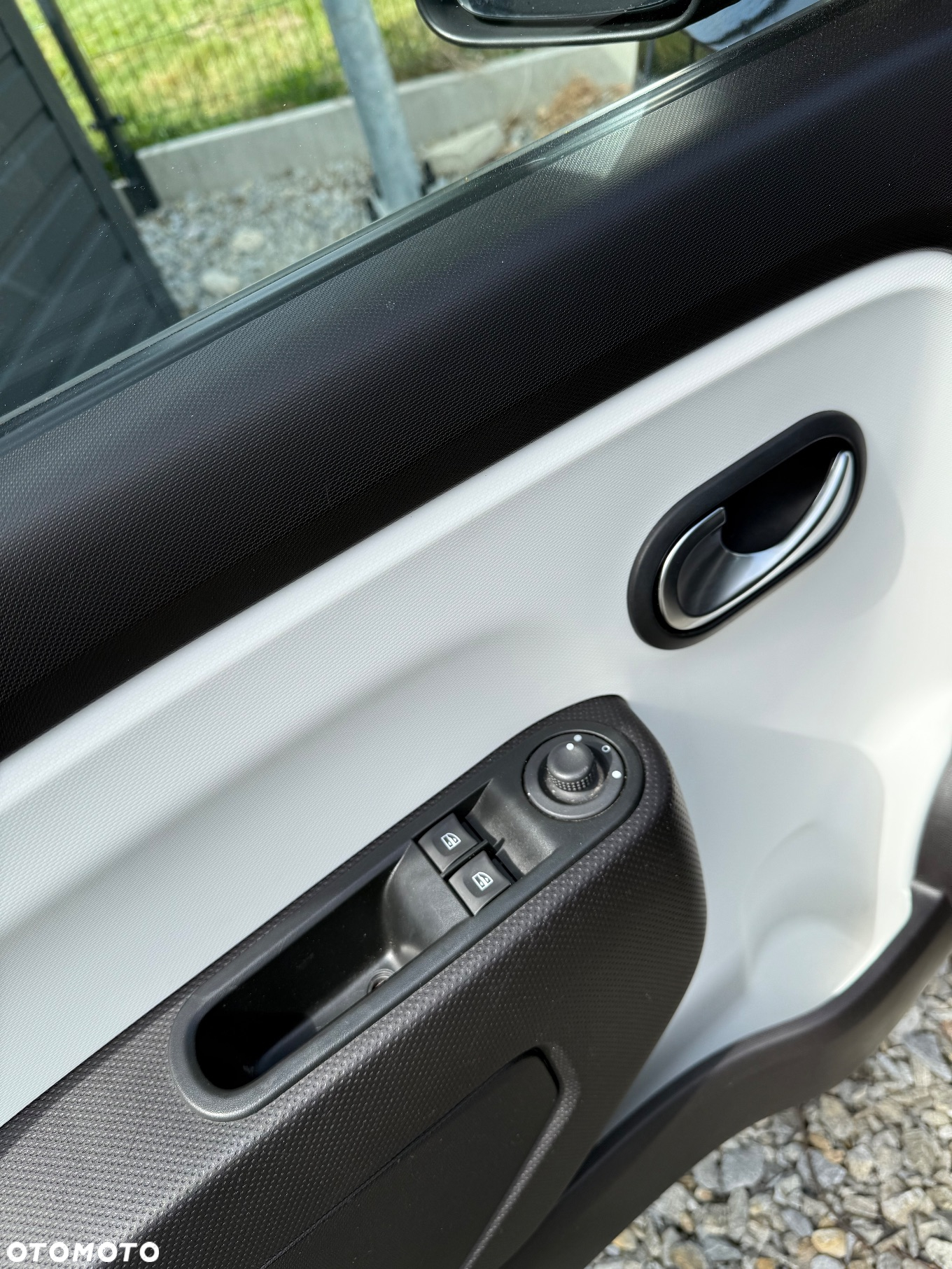 Renault Twingo SCe 65 LIMITED - 13