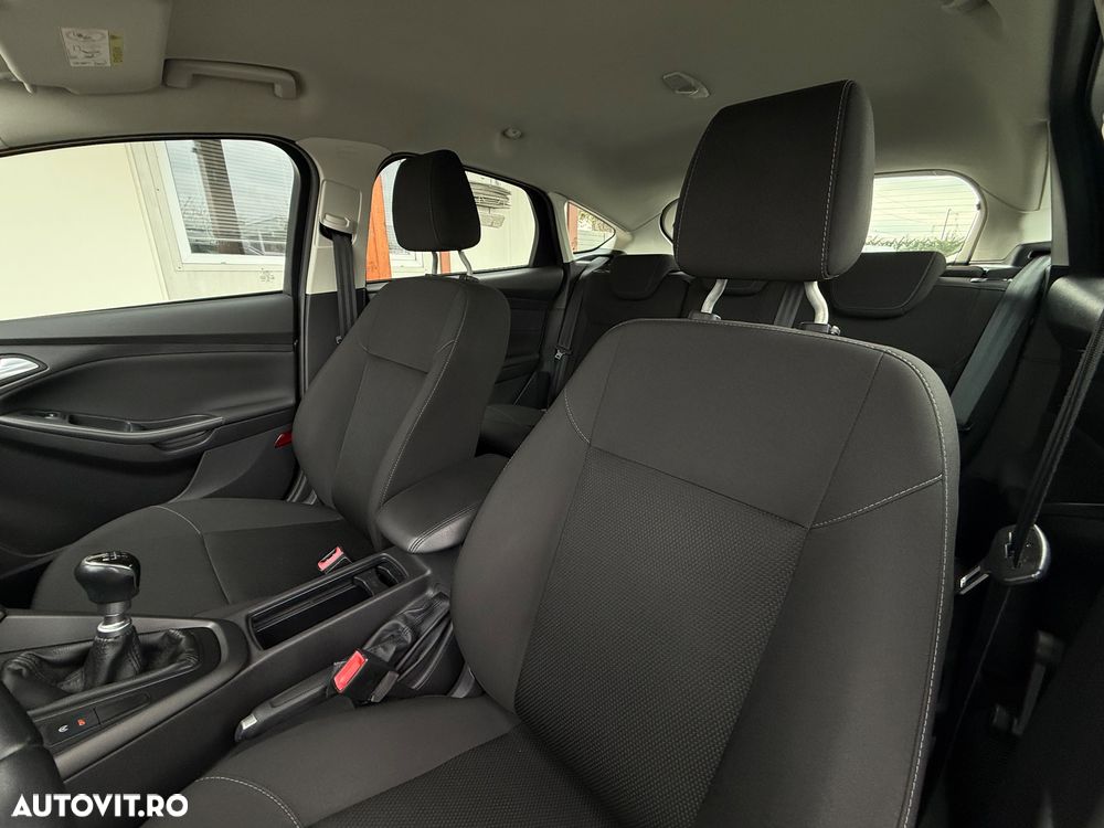 Ford Focus 1.0 EcoBoost Start-Stopp-System TREND - 11