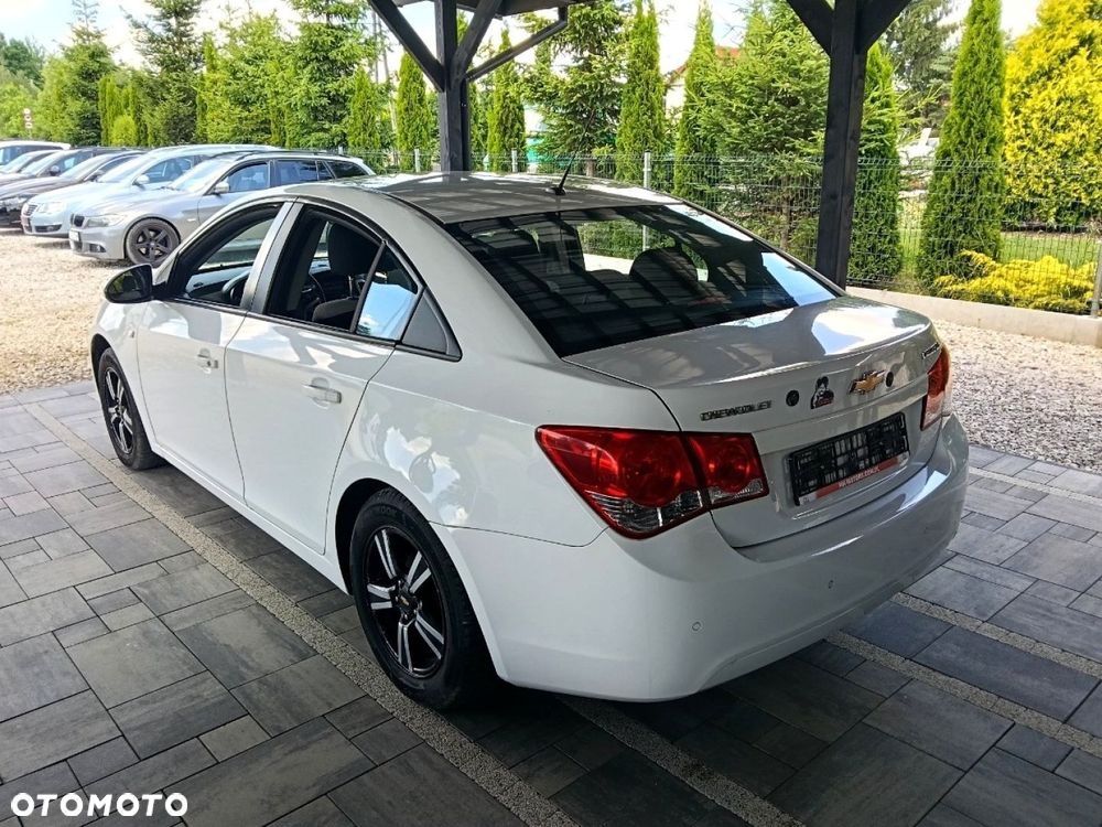 Chevrolet Cruze - 3