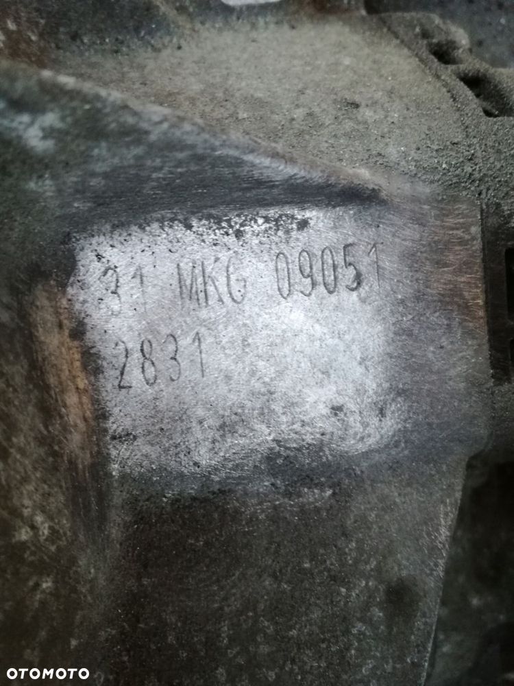 skoda roomster skrzynia biegów mkg manualna 5-biegowa 1.2 benzyna 69km 2011 - 1