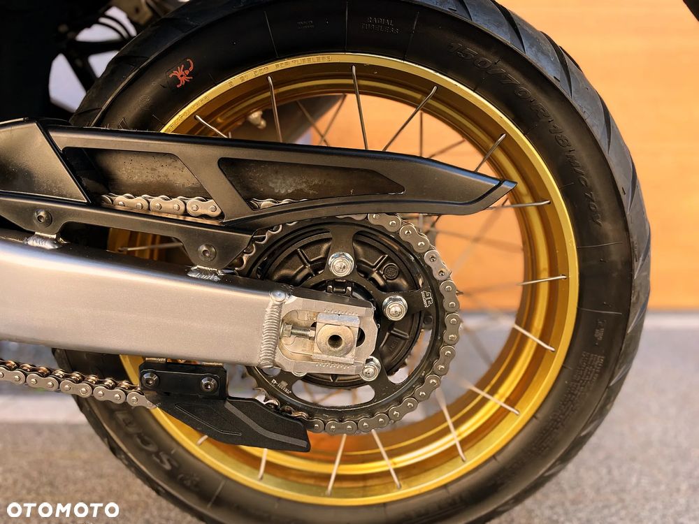 Honda CRF - 12